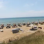 Pink House Socrates Corfu Beachside Retreats * Vitaládes