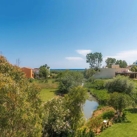 Pink House Socrates Corfu Beachside Retreats Βιταλάδες