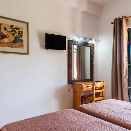 Pink House Socrates Corfu Beachside Retreats *