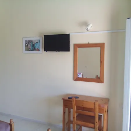 Appartement Pink House Socrates Corfu Beachside Retreats *