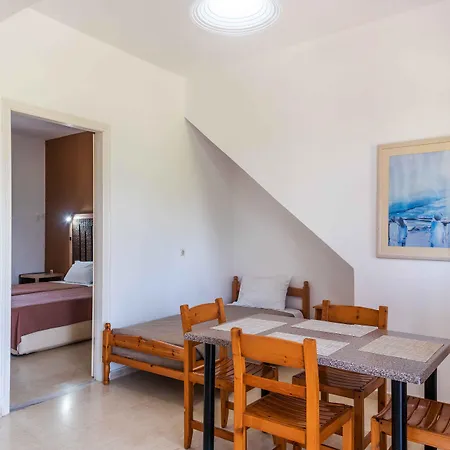 Pink House Socrates Corfu Beachside Retreats Vitaládes