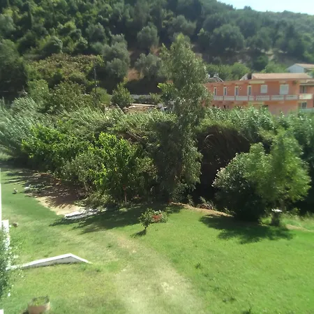 Appartement Pink House Socrates Corfu Beachside Retreats