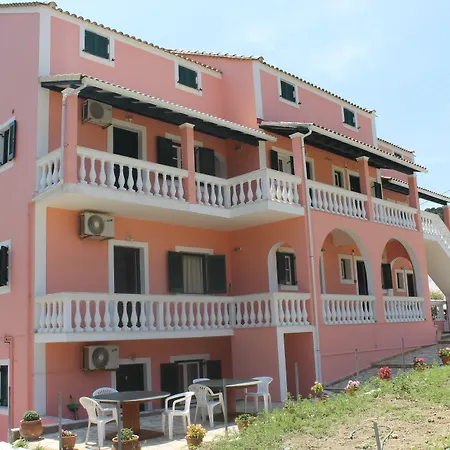 Pink House Socrates Corfu Beachside Retreats Appartement