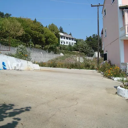 Διαμέρισμα Pink House Socrates Corfu Beachside Retreats *