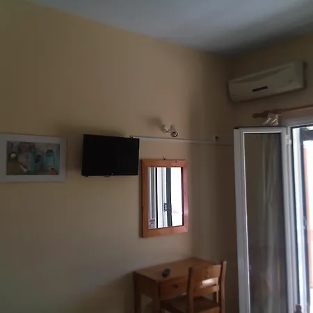 Apartment Pink House Socrates *