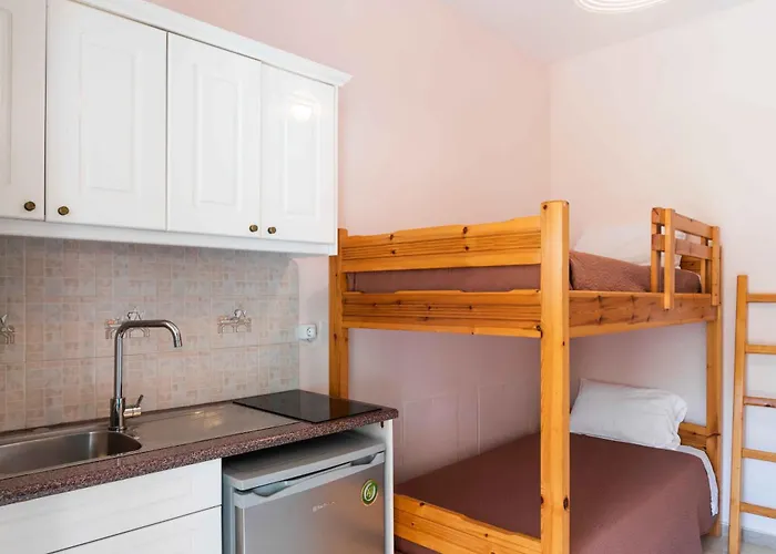 Pink House Socrates Apartment *