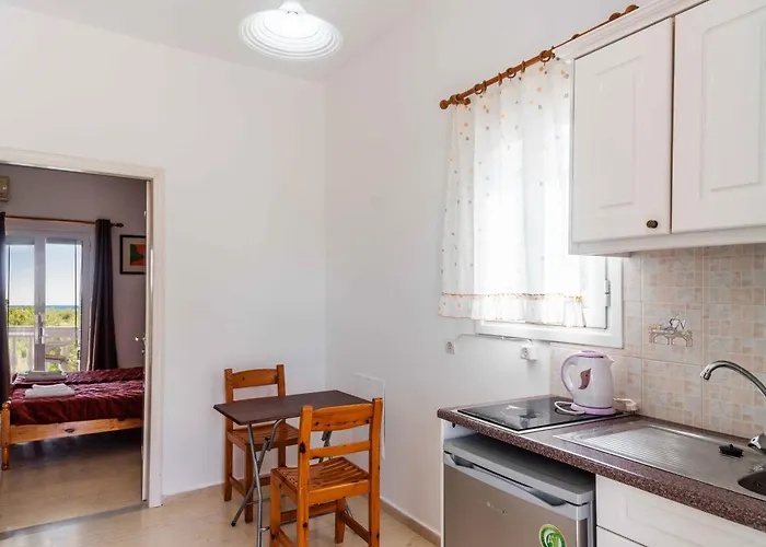 Apartment Pink House Socrates Vitalades