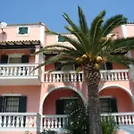 Apartmán Pink House Socrates Corfu Beachside Retreats *