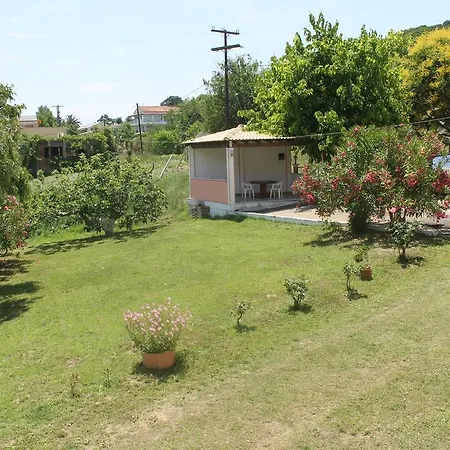 Pink House Socrates Corfu Beachside Retreats *