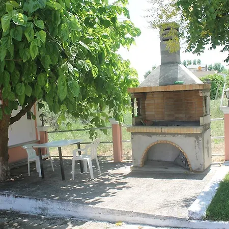 Pink House Socrates Corfu Beachside Retreats Apartamento