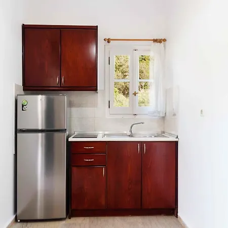 Апартаменты Pink House Socrates Corfu Beachside Retreats Виталадес