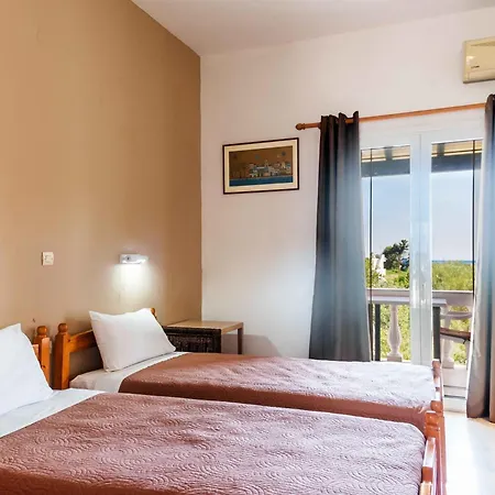 Pink House Socrates Corfu Beachside Retreats * Виталадес