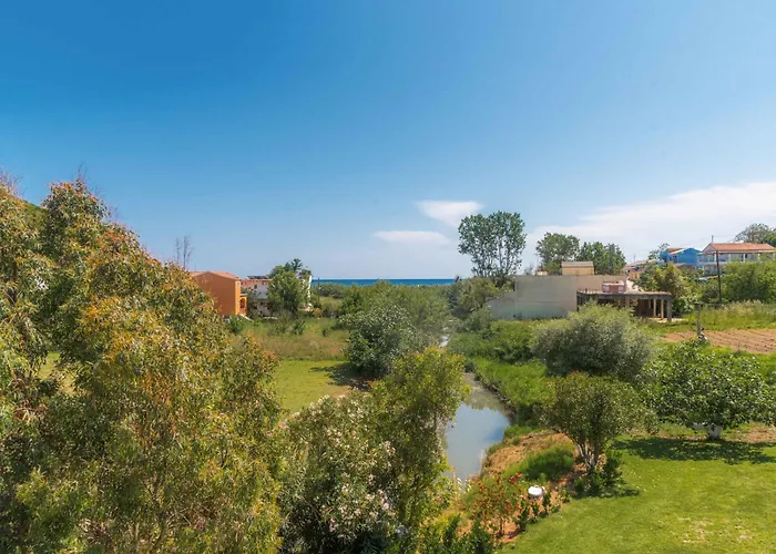 Pink House Socrates Corfu Beachside Retreats Виталадес