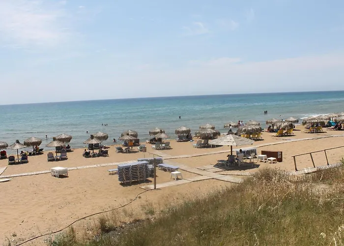 Pink House Socrates Corfu Beachside Retreats * Виталадес